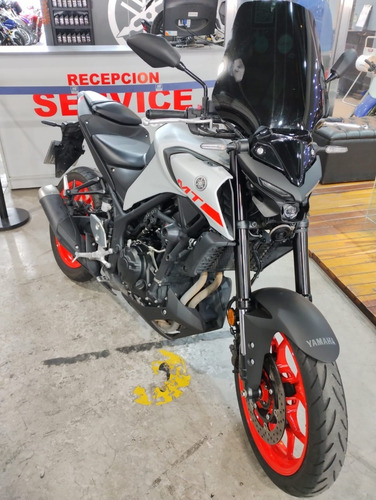 Imagen 3 de 9 de Yamaha Mt 03