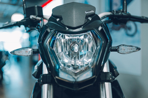 Benelli Tnt 150i Financia En 60 Cuotas Delcar Motos ®