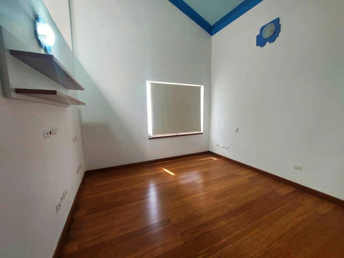 Imagen 14 de 19 de Belkliag/ Alquila Lujosa Casa Amoblada En Guataparo Valencia (jplz)