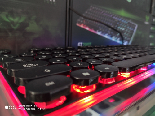 Teclado Gamer Gt700t