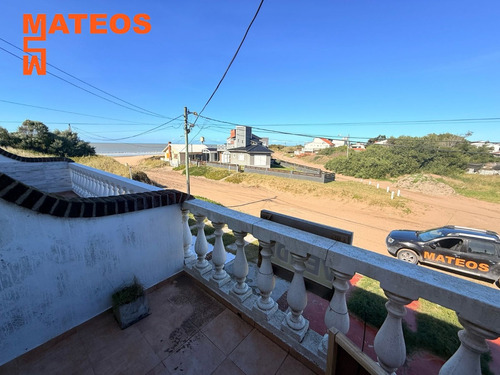 Venta Triplex Al Frente Con Vista Al Mar En Mar Del Tuyú Calle 84 E/ Costanera Y 1 Uf 3