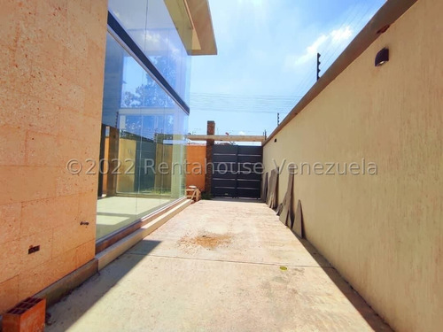 Imagen 13 de 14 de Casa En Venta Cantarrana Maracay 22-22764 Hc
