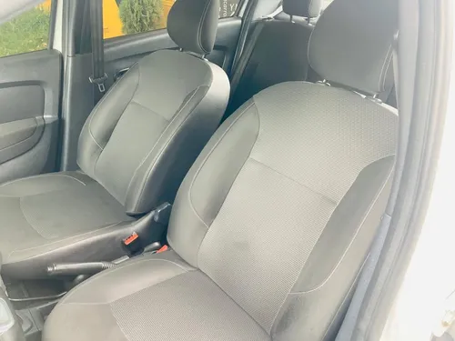 Renault Logan 1.6 Life
