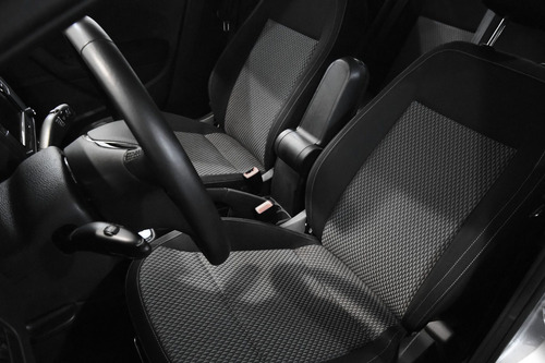 Imagen 14 de 15 de Volkswagen Vento 2020 1.6 Comfortline At