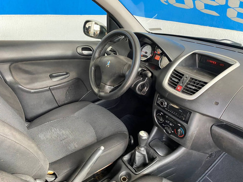 Imagem 8 de 15 de Peugeot 207 1.4 Xr Passion 8v Flex 4p Manual