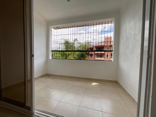 Apartamento En Alquiler En Ciudad Real Ii