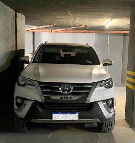 Imagen 5 de 5 de Toyota Sw4 2.8 Srx 177cv 4x4 7as 2018