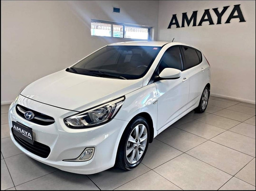 Amaya Hyundai Accent Gls 1.4i Automatico Extra Full Año 2015