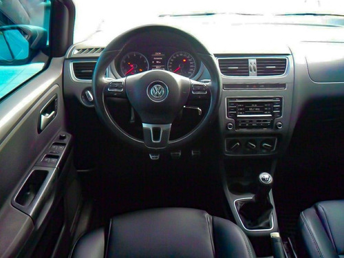 Volkswagen Crossfox 1.6 Mi Flex 8v 4p Manual