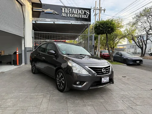 Nissan Versa 1.6 Advance Mt