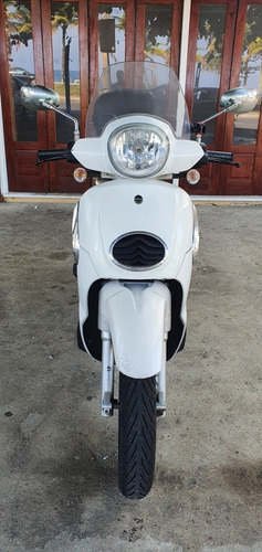 Bee Royale 200cc