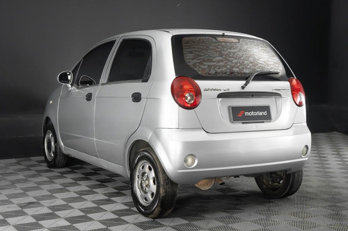 Imagen 15 de 23 de Chevrolet Spark Ls - Motorland Permuto / Financio