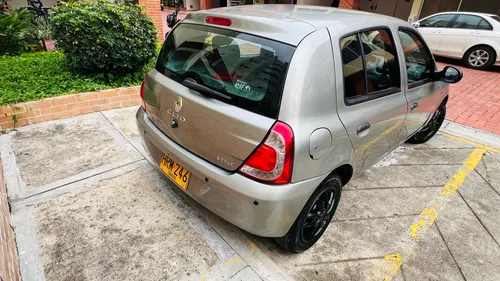 Renault CLIO STYLE Versión style