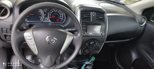 Nissan Versa 1.6 Exclusive At 2017