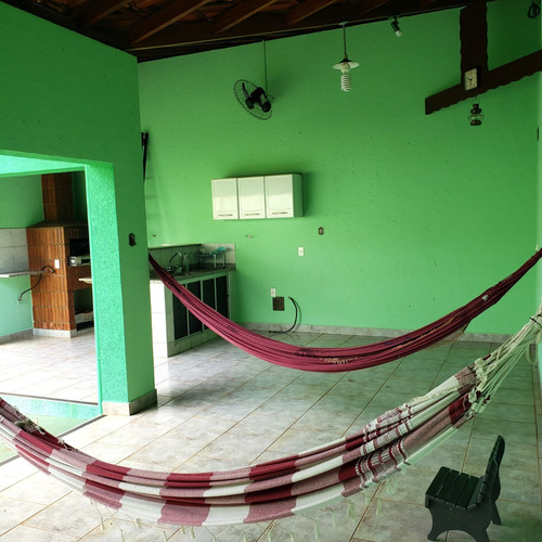 Casa Ampla Com Grande Área No Centro