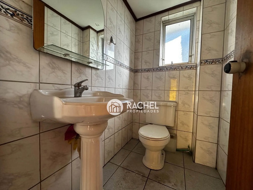 Se Vende Propiedad Con Gran Terreno En Inmejorable Ubicación