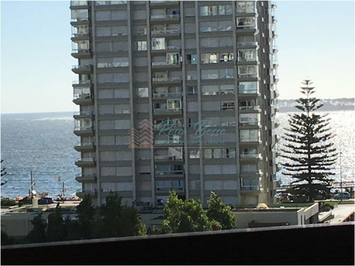 Apartamento En Brava, 1 Dormitorios *- Ref: 924