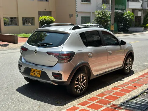 Renault Stepway 1.6 Intens Cvt