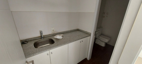 Imagen 12 de 14 de Venta/alquiler Local Comercial Barrio Sur