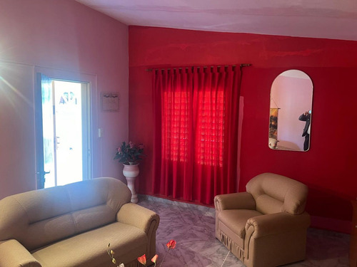 Venta Dos Casas 2 Dorm Estacion Flores Cochera