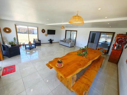 Increíble Parcela 5600m2 Con Casa 5d-3b-piscina En Batuco