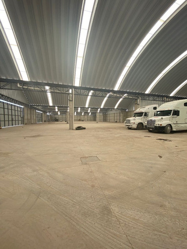 Naves Industriales En Renta, A 200m De Carretera Mex Pachuca