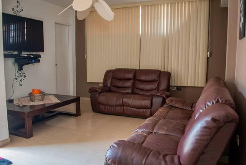 Imagen 3 de 9 de En Venta Casa Ubicada En La Urbanizacion Monte Claro, Maracaibo Ve03-674mc-fcal