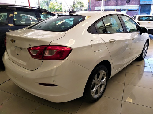 Chevrolet Cruze 4p 1.4 T Lt - Stock Fisico Hmc