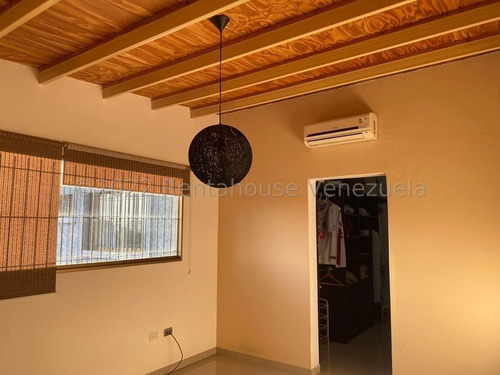 Imagen 21 de 29 de Vendo Casa Remodelada En Los Palos Grandes Caracas - Chacao. 04149240379 #23-5655 Mn