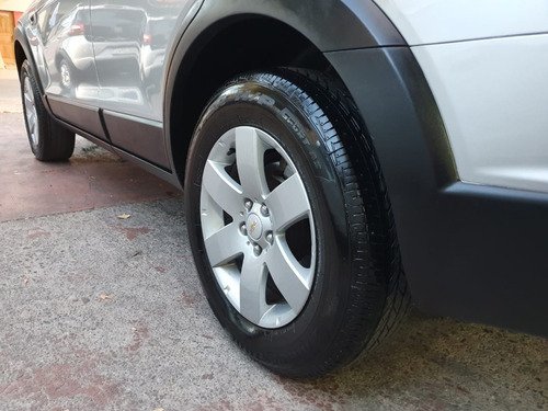 Imagen 10 de 20 de Chevrolet Captiva Ls 2.4 7a 2014