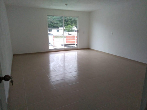 Imagen 5 de 15 de Casa - 22 De Septiembre