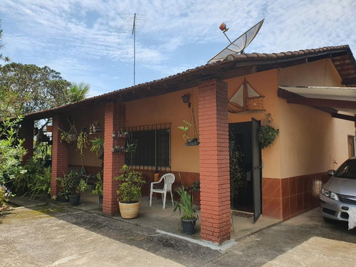 Chácara Com 3 Dormitórios À Venda, 1400 M² Por R$ 670.000 - Vista Alegre - Arujá/sp - Ch0083