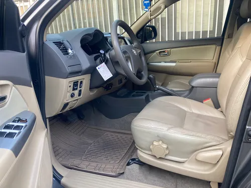 Toyota Fortuner 2.7l 4x2