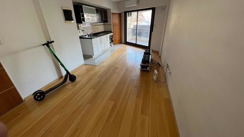 Imagen 2 de 21 de Departamento En Venta Caballito, Balcon A La Calle, Sum Y Piscina