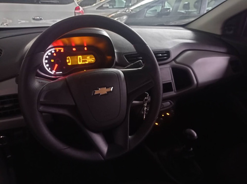 Imagem 6 de 8 de Chevrolet Onix 1.0 Mpfi Joy 8v Flex 4p Manual