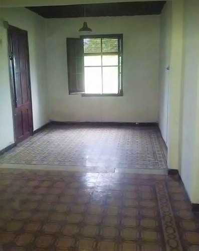 Imagen 4 de 5 de Venta Casa Con Gran Terreno Próximo Upm