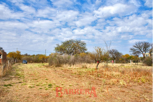 Lote Muy Amplio 2494 M2 Piedra Blanca Abajo
