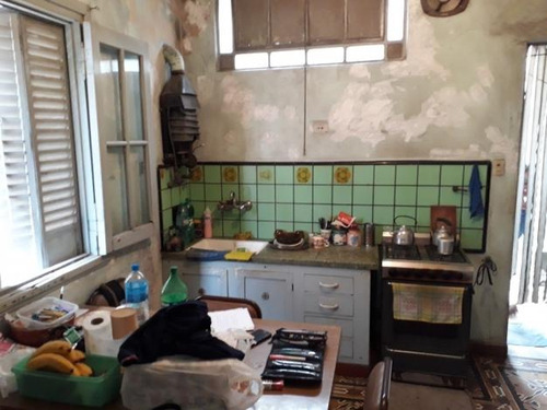 Casa De Corte Antiguo A Reciclar O Demoler-adrogue