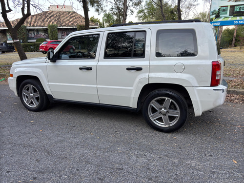 Jeep Patriot Base Aa Abs Ba 4x2 Cvt