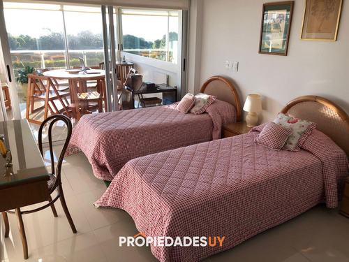 Imagen 19 de 28 de Apartamento De 2 Dormitorios Frente A Playa Mansa