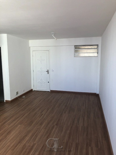Imagem 9 de 11 de Bela Vista - Apartamento Reformado Com Ótimo Preço - 4240-1