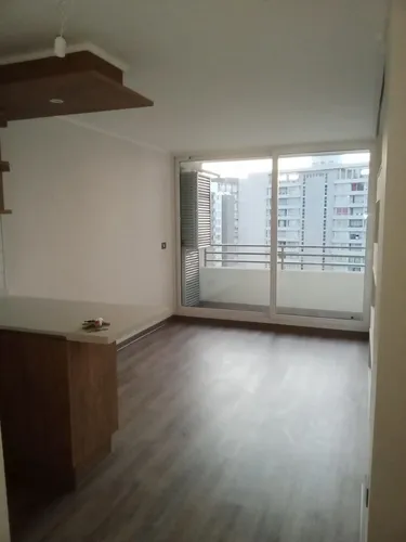 Departamento 1d+1b Av. Vicuña Mackenna Oriente #6617 Flo