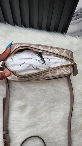 Crossbody Guess Jg970871 Nueva 100 % Original Con Etiqueta Beige Estampado Oro Beige