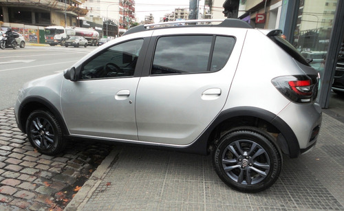 Renault Sandero Stepway 1.6 16v Zen