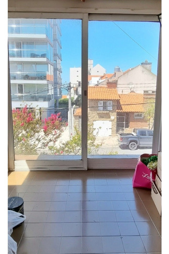 Chalet 5 Amb. A Metros Del Mar - Aristóbulo Del Valle Y Castelli