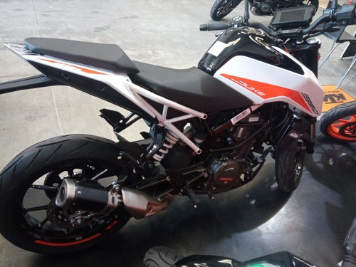 Imagen 3 de 8 de Ktm Duke 390