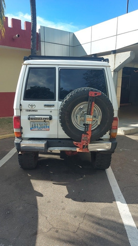 Imagen 5 de 6 de Toyota Machito 4.5 Land Cruiser 4.5