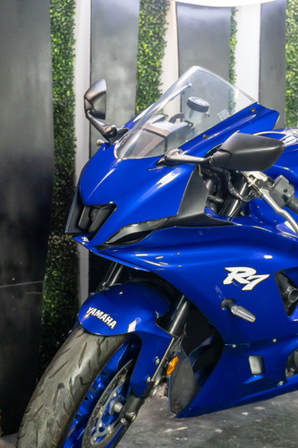Yamaha R7 2022