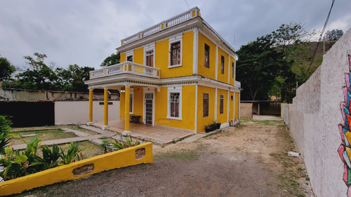 Vende Casa Mantuana En Naguanagua