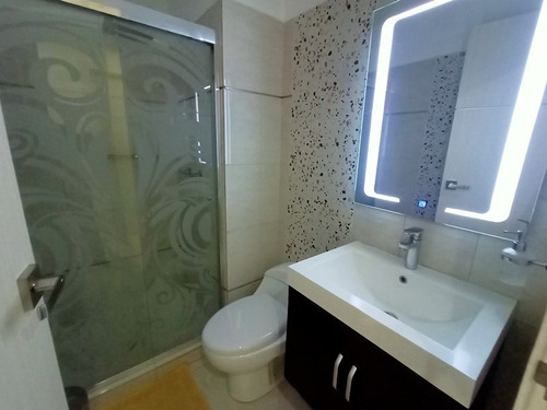 Imagen 8 de 11 de Yosmar & Fernando Alquila Apartamento En Res Le Parc Suite, El Parral. Al - 108